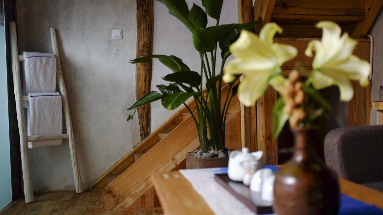 דאלי Dalixizhou Bieyuan Guesthouse מראה חיצוני תמונה