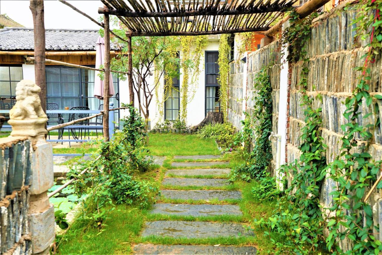 דאלי Dalixizhou Bieyuan Guesthouse מראה חיצוני תמונה